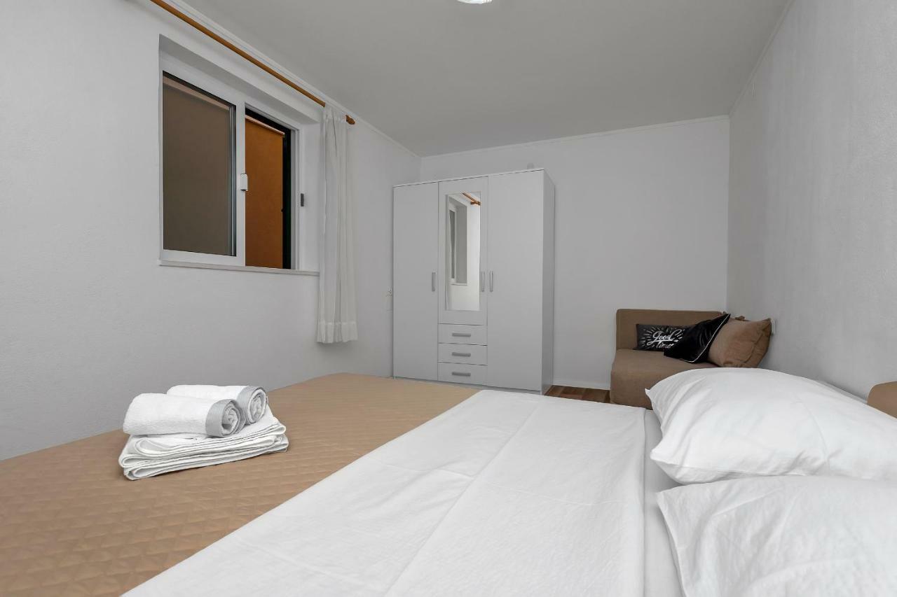 Apartmani Mona Makarska Extérieur photo