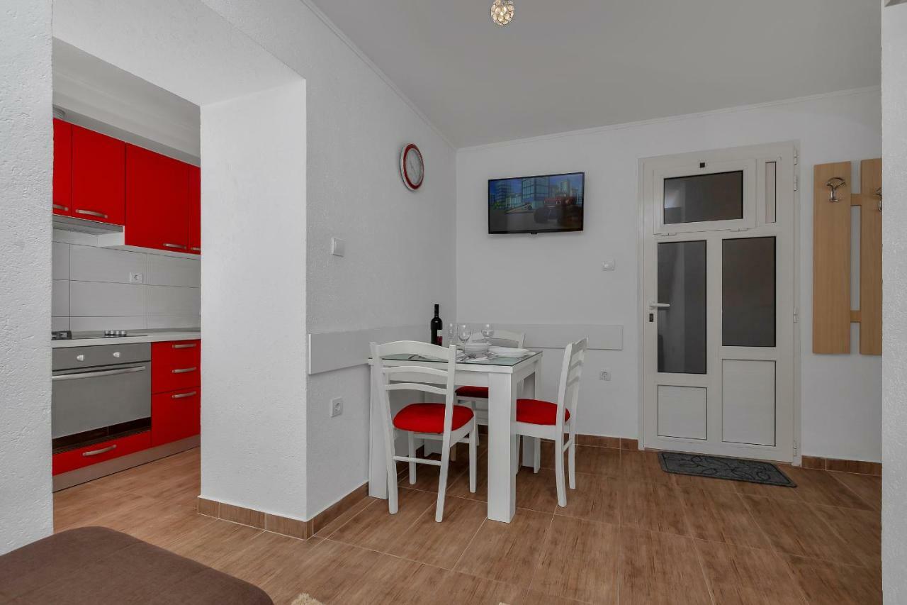 Apartmani Mona Makarska Extérieur photo