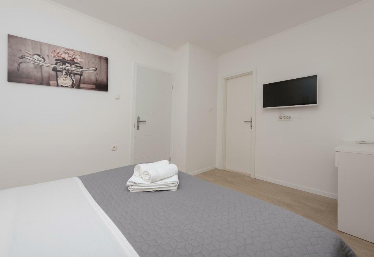 Apartmani Mona Makarska Extérieur photo