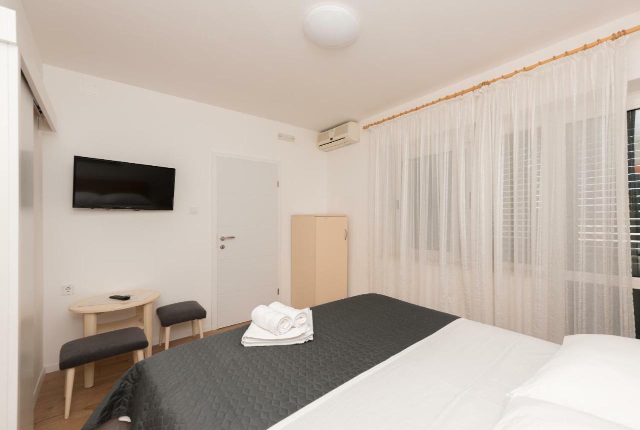 Apartmani Mona Makarska Extérieur photo