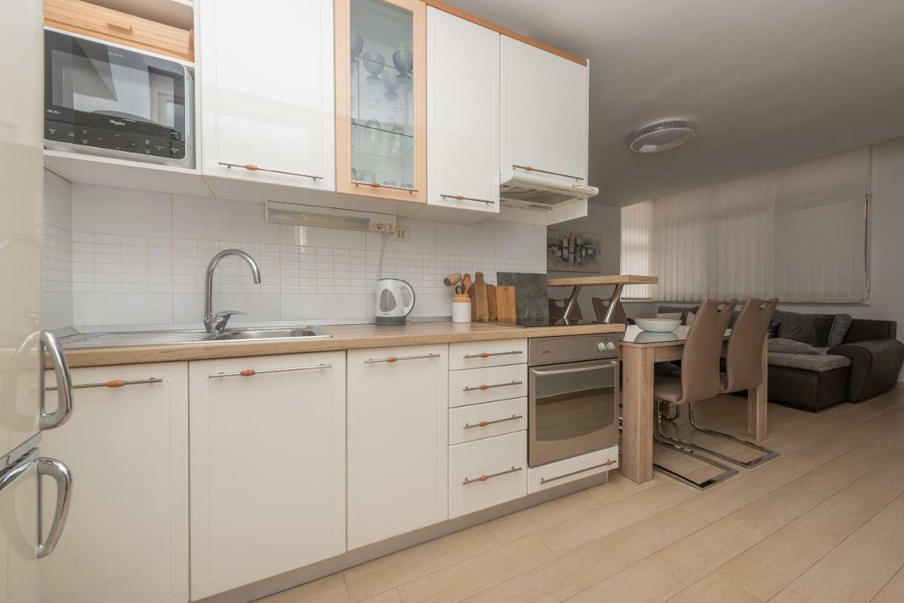 Apartmani Mona Makarska Extérieur photo