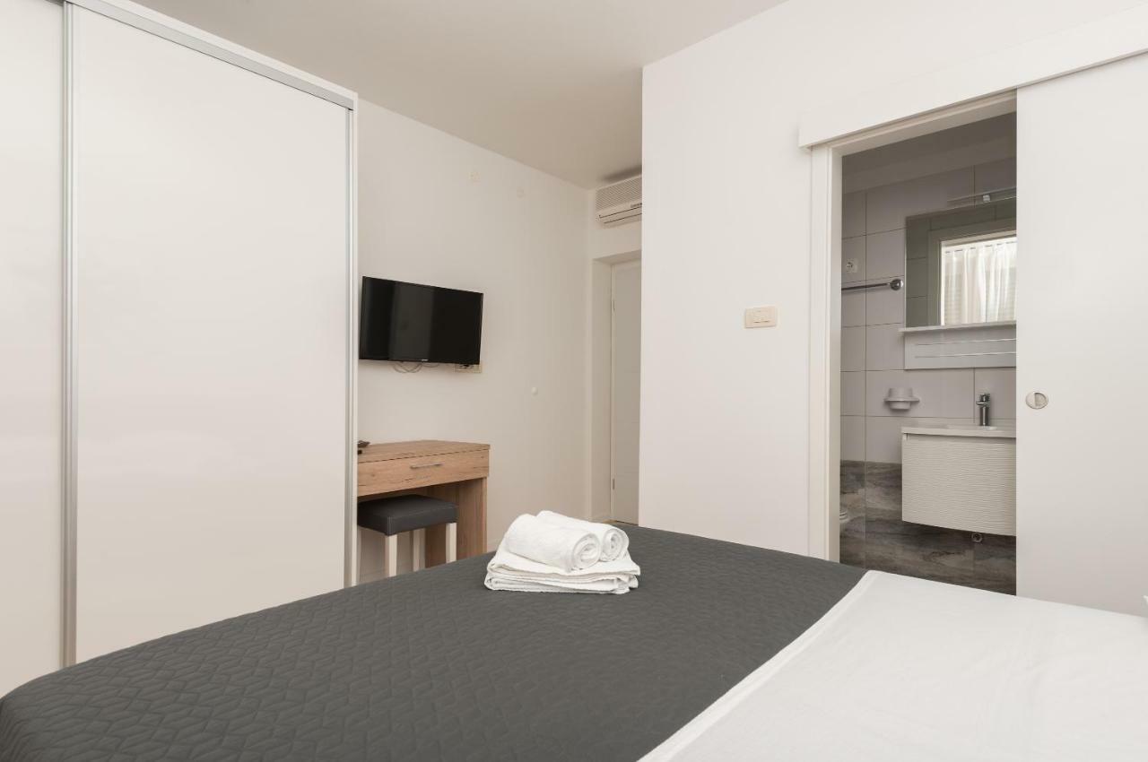 Apartmani Mona Makarska Extérieur photo