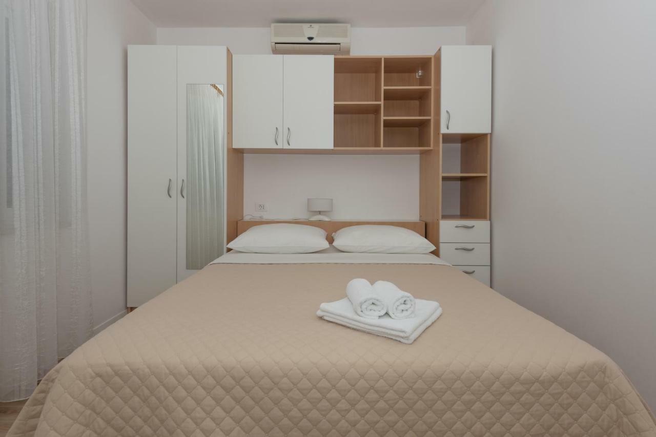 Apartmani Mona Makarska Extérieur photo