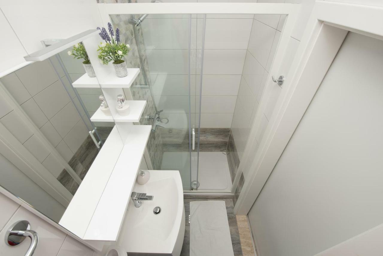 Apartmani Mona Makarska Extérieur photo