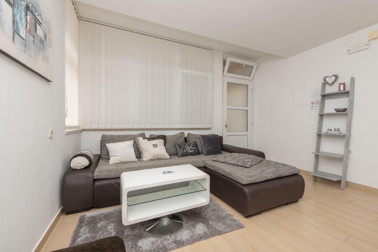Apartmani Mona Makarska Extérieur photo